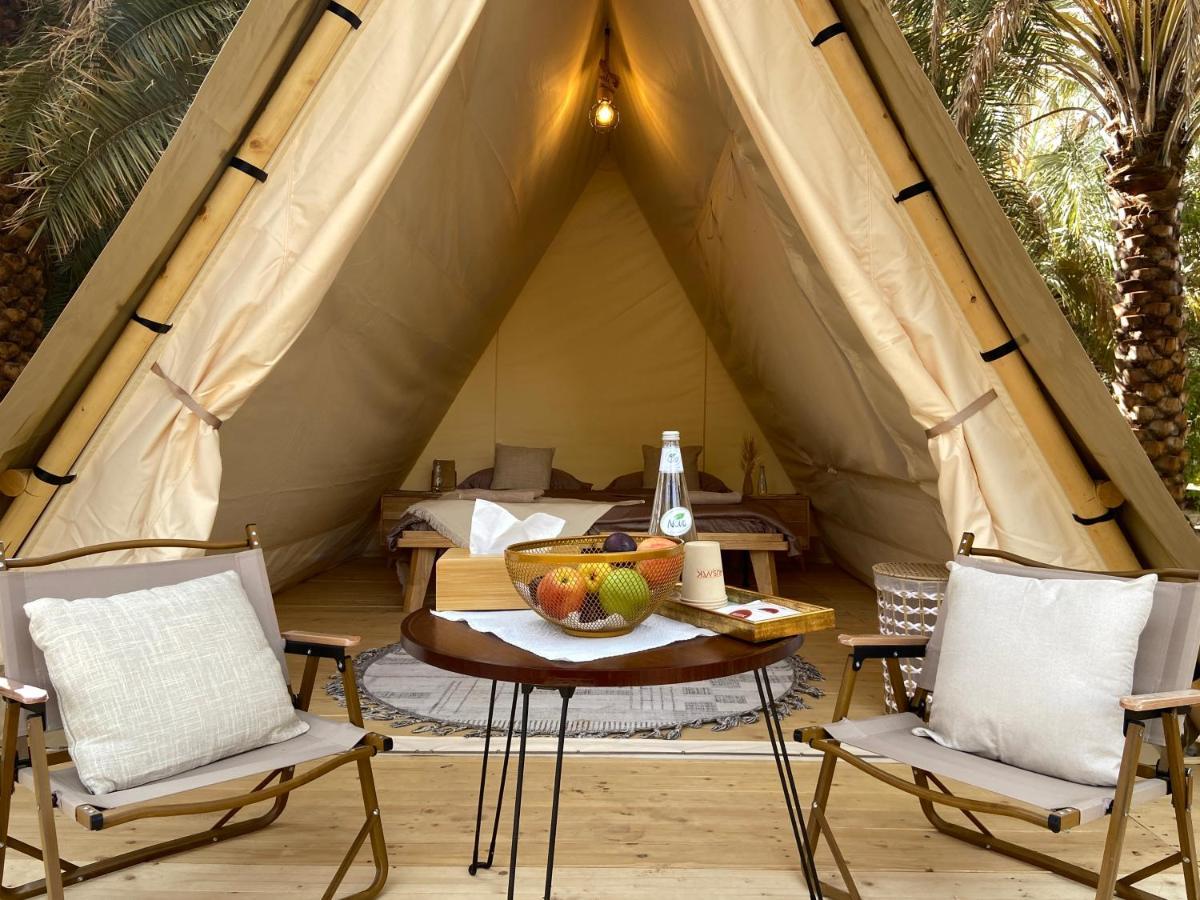Husaak Glamping Hotel Ал Ула Екстериор снимка